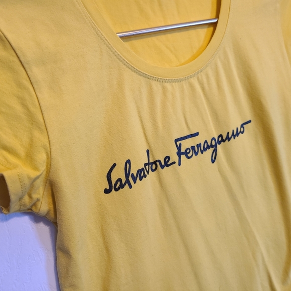🍌Salvatore Ferragamo - Yellow Tee - Size S - Picture 3 of 5